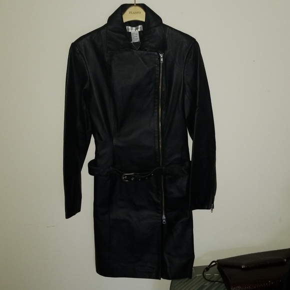 Newport News Jackets & Blazers - 👢❤Leather trench coat 💜🛍